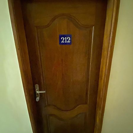Marys Guest House Lomé Zewnętrze zdjęcie