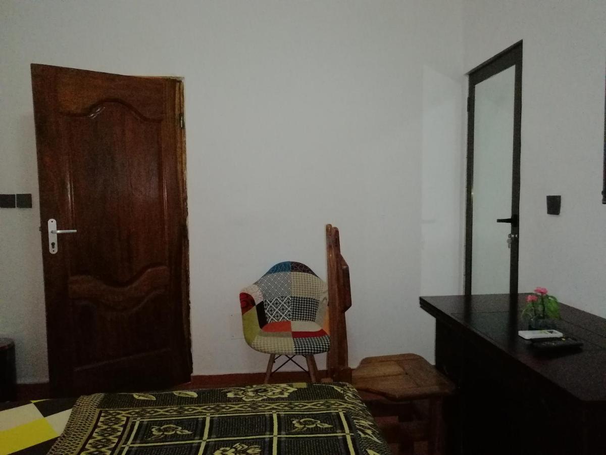 Marys Guest House Lomé Zewnętrze zdjęcie