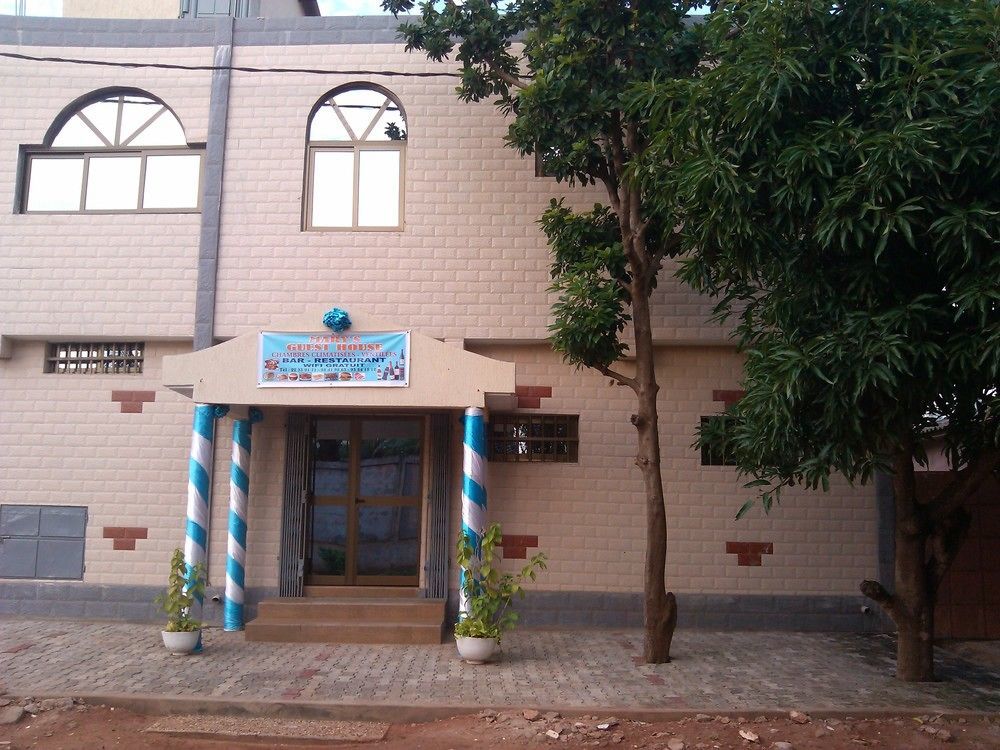 Marys Guest House Lomé Zewnętrze zdjęcie