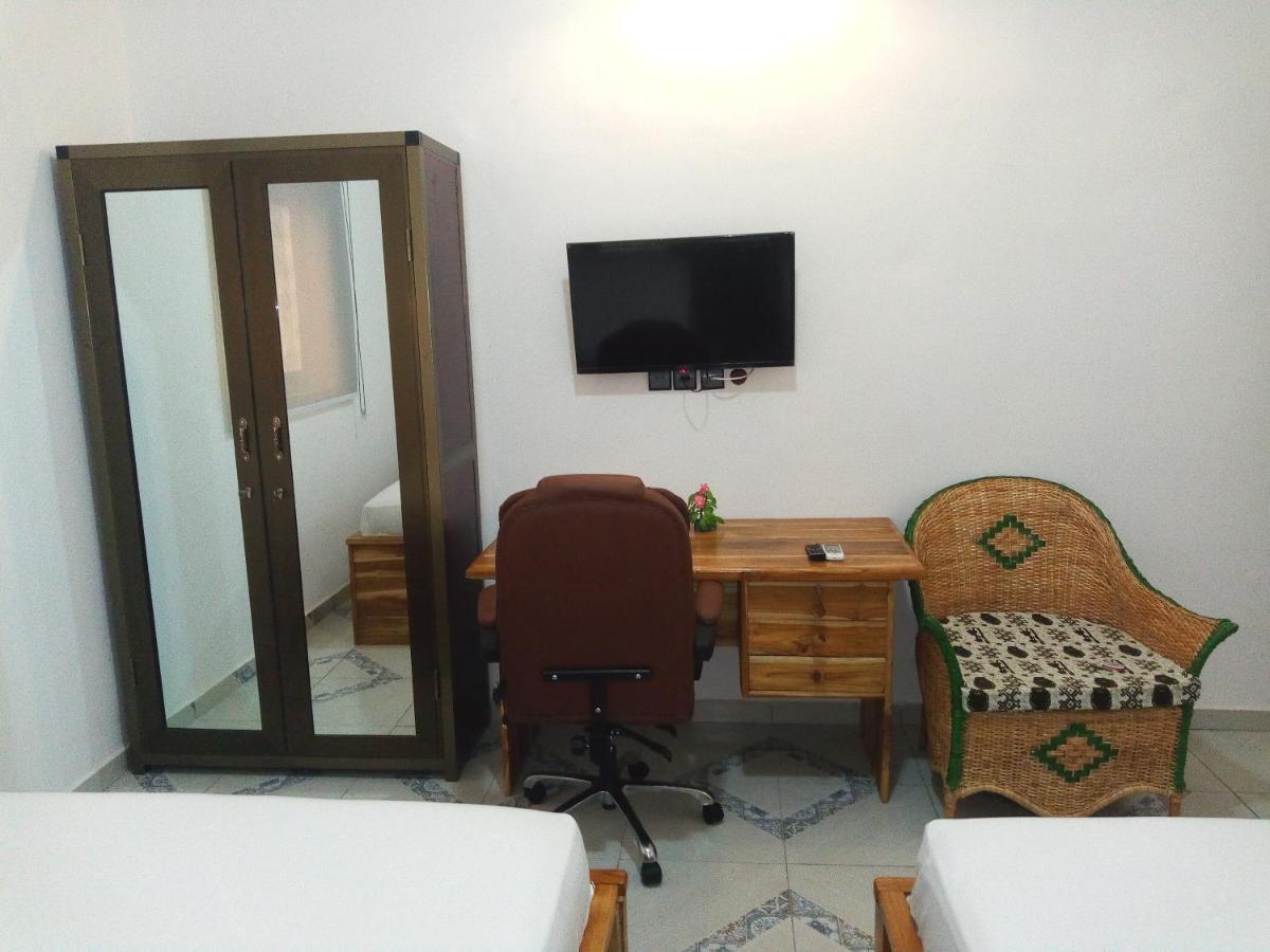 Marys Guest House Lomé Zewnętrze zdjęcie